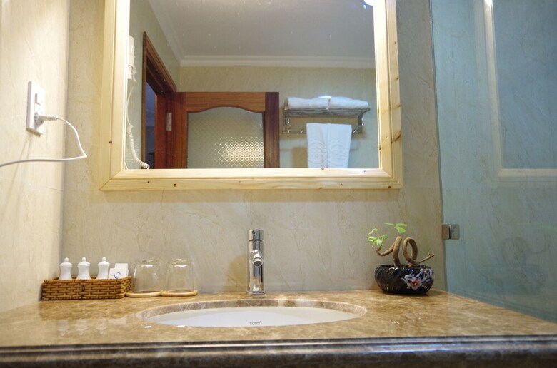 Ngoc Chau Hotel