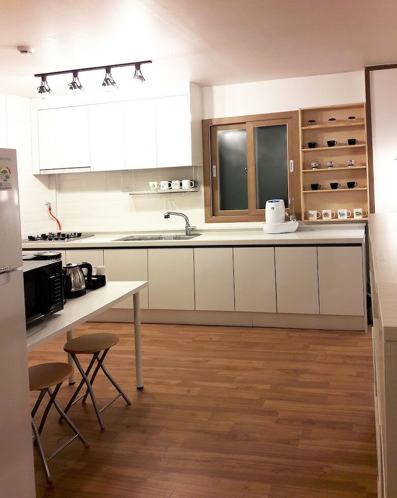 Hostal Guesthouse Enoch - Hostel