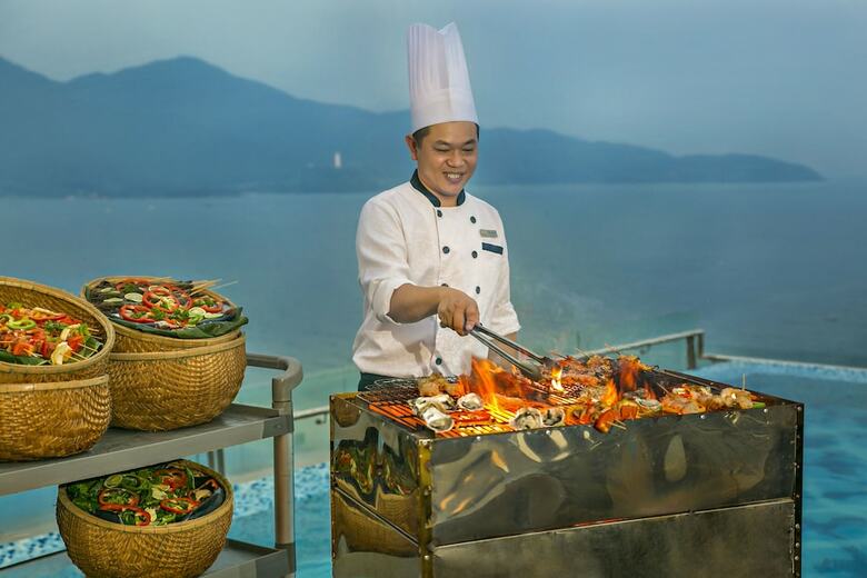 Mandila Beach Hotel Danang