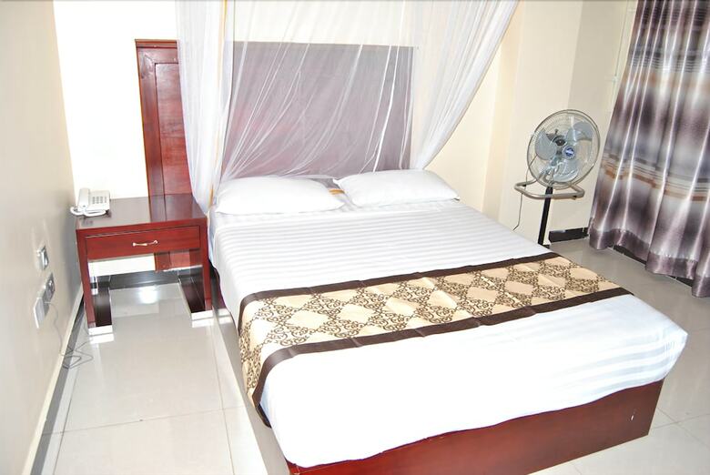 Hbt Russel Hotel