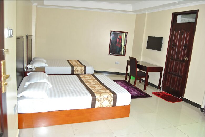 Hbt Russel Hotel