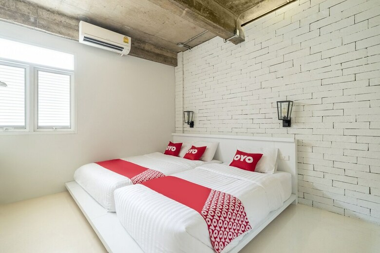 Hostal Oyo 704 Siam Plug In Hostel