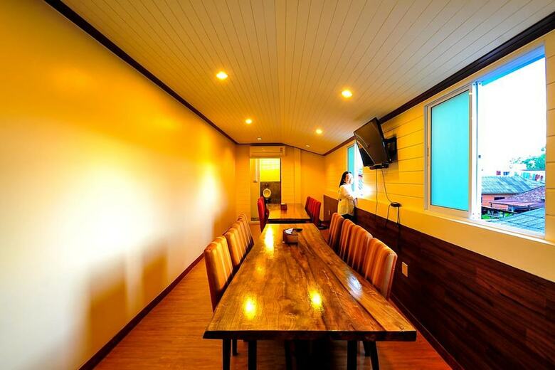 Hotel Lenoi Buri