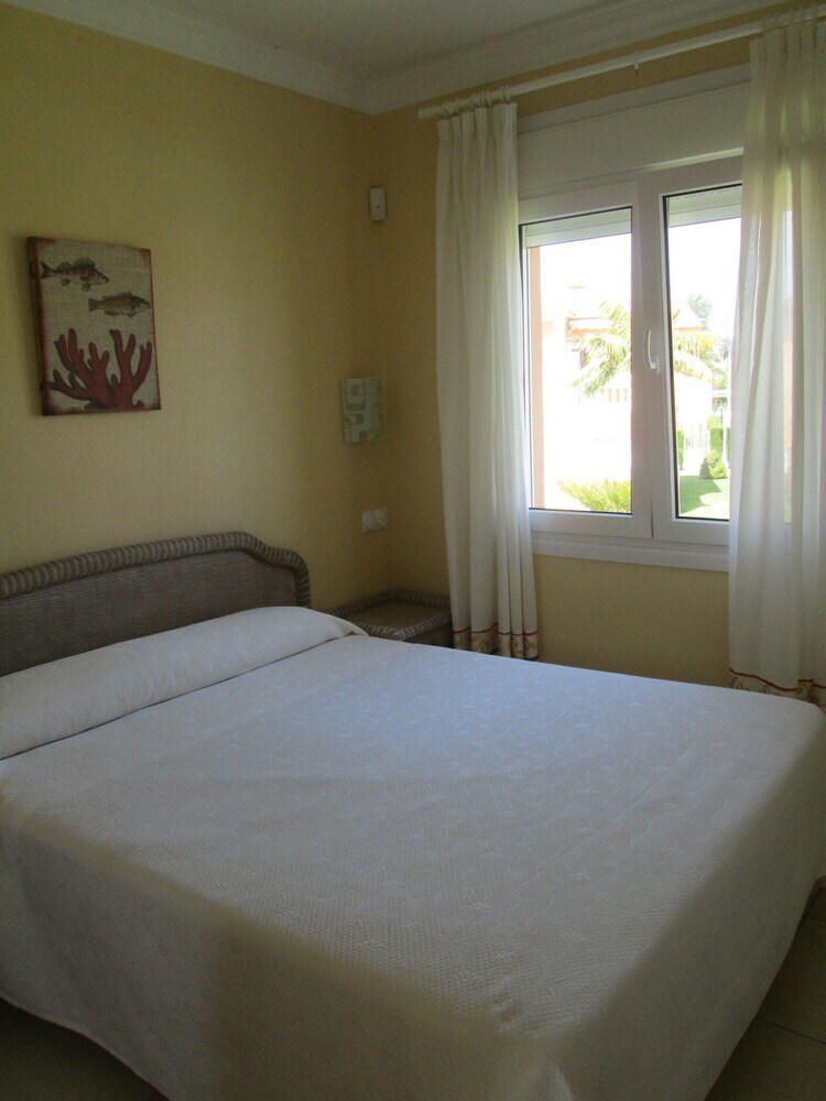 Apartamentos Y Villas Oliva Nova Resort