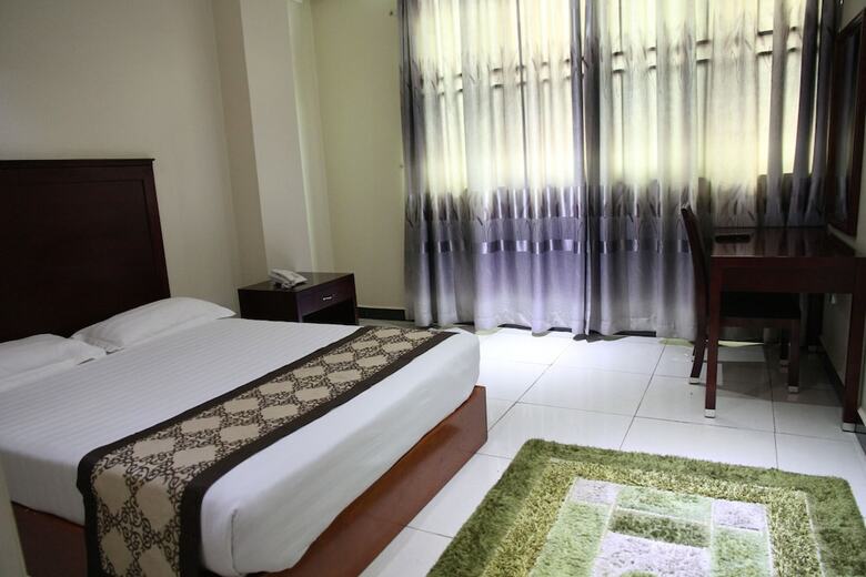 Namayiba Park Hotel