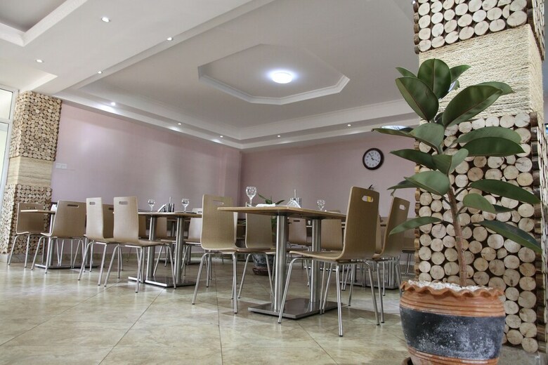 Namayiba Park Hotel