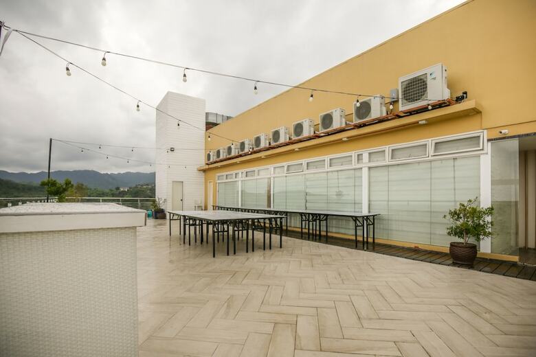 Capitol O 261 Rumah Highlands Hotel