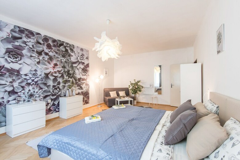 Lodecka Apartment