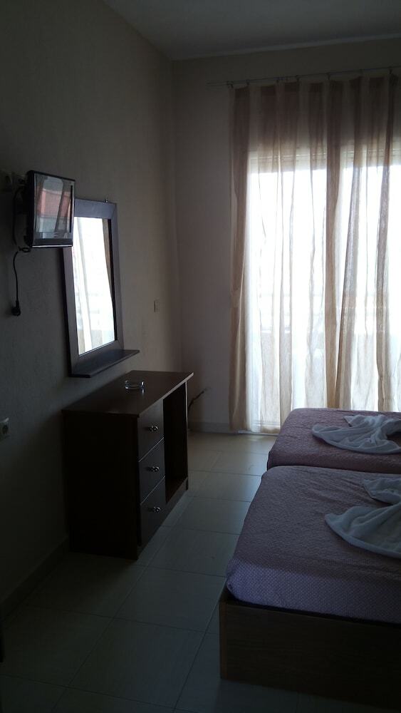 Apartamentos Kyparissis Rooms