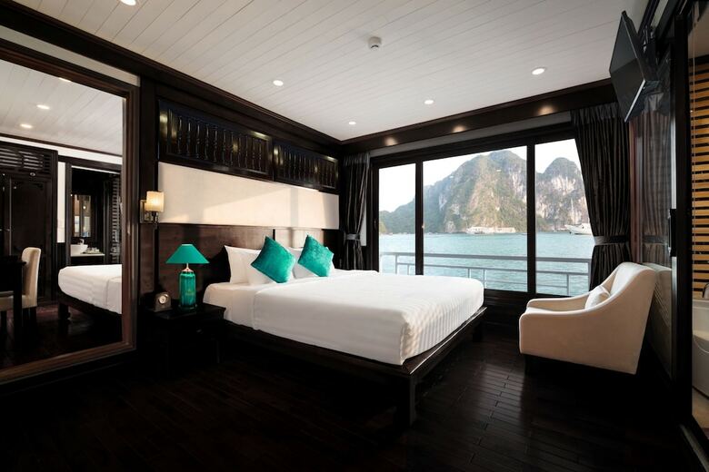 Alisa Luxury Cruise
