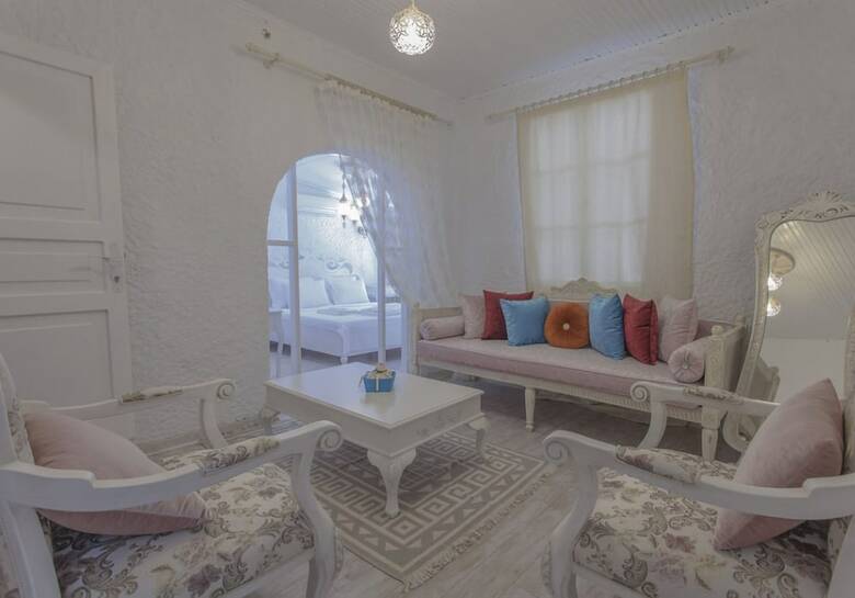 Hotel Alacati Alanur Otel