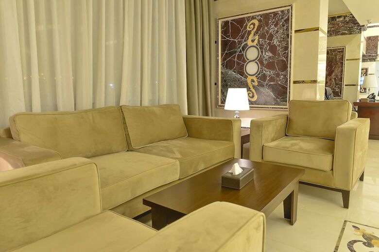 Crown Town Hotel