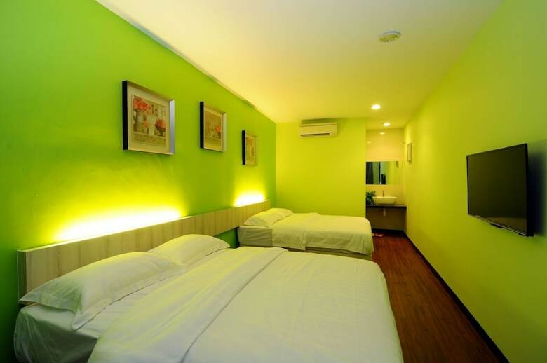 V3 Hotel Taman Gaya
