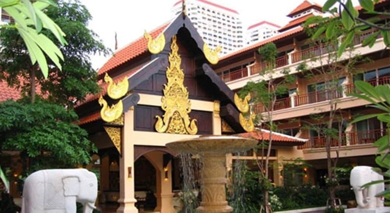 Hotel Avalon Beach Resort
