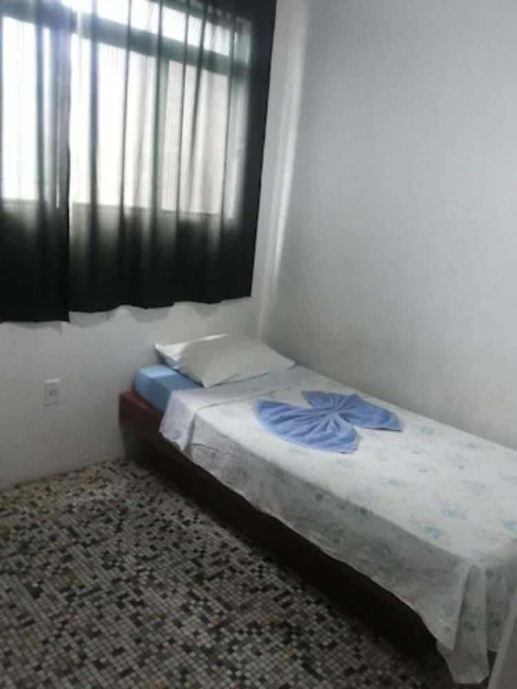 Santa Cruz Hotel