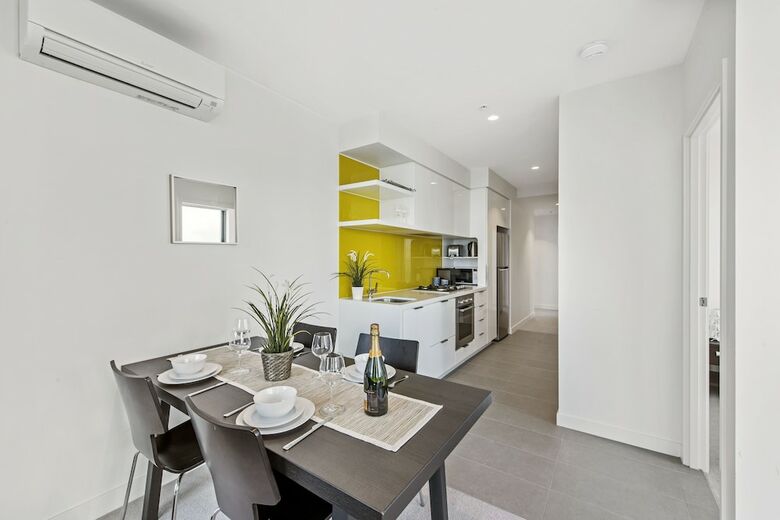 Serviced Apartments Melbourne - Eporo