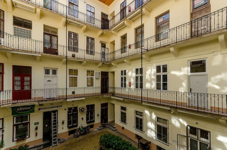 Chili Apartments