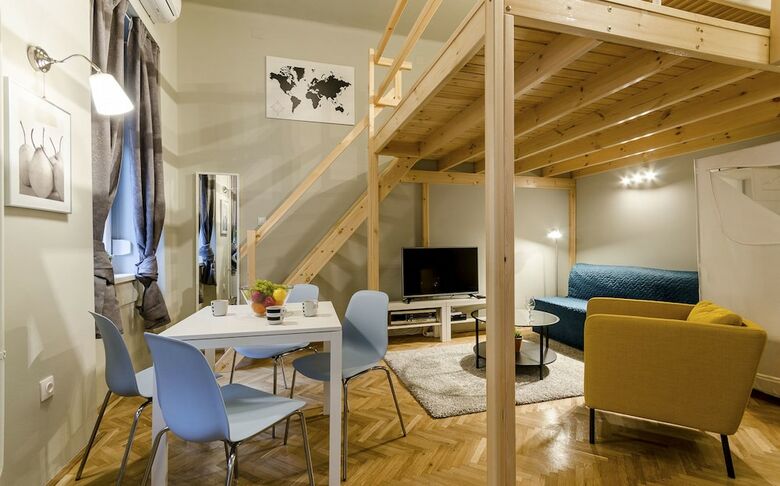 Chili Apartments
