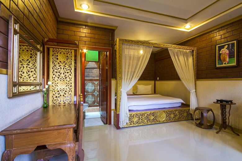 Hotel Irawadee Resort