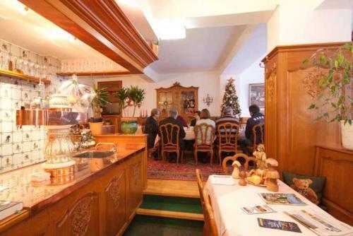 Hostal Burghotel