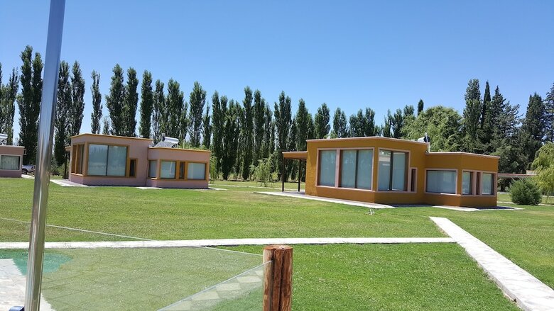 Complejo R�o Los Patos - Caba�as Y Hostel
