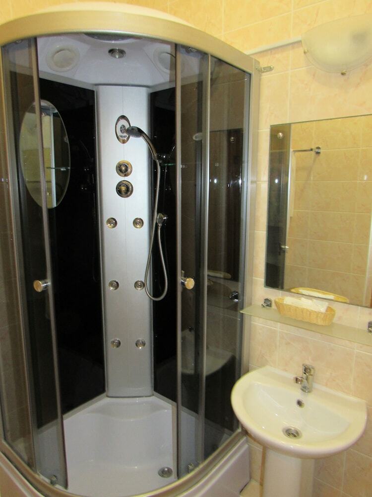 Mon Hotel