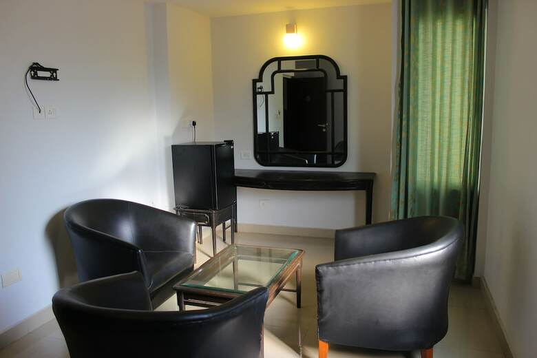 Hotel Mount Residency