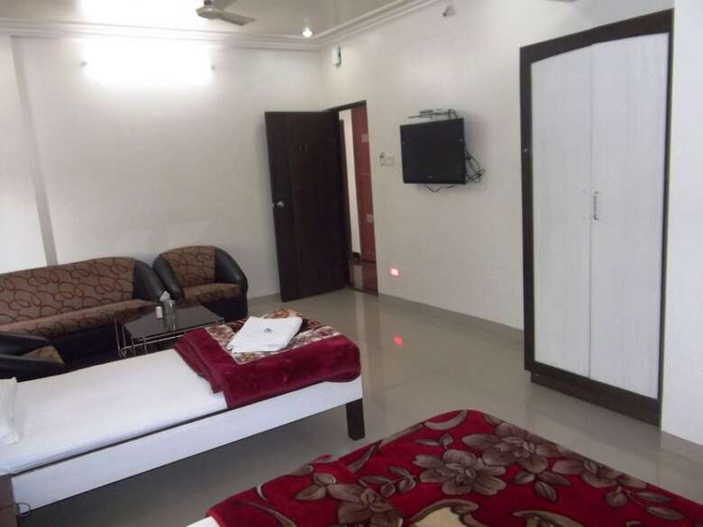 Hotel Bhola