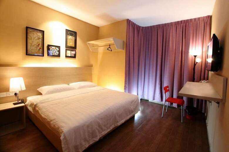 Hotel 91 Street Boutique Inn