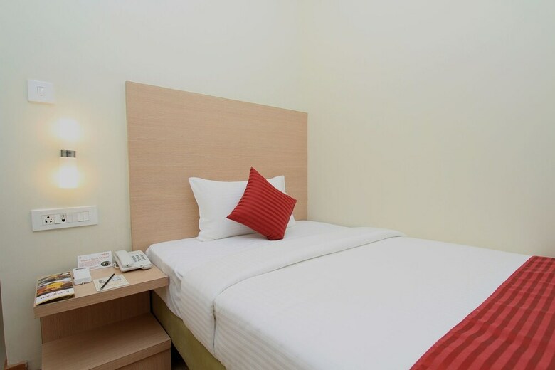 Hotel Nandhana Regent Koramangala