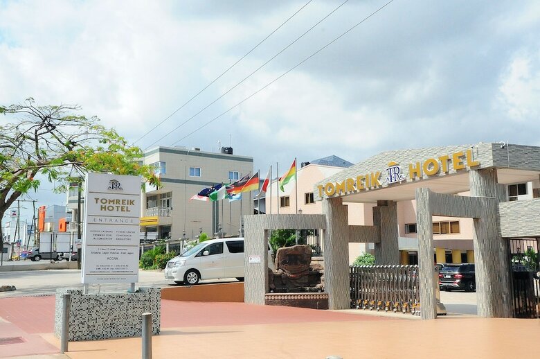 Tomreik Hotel