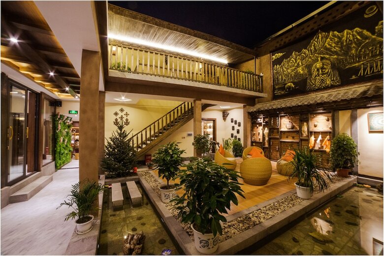 Bed & Breakfast Blossom Dynasty Inn