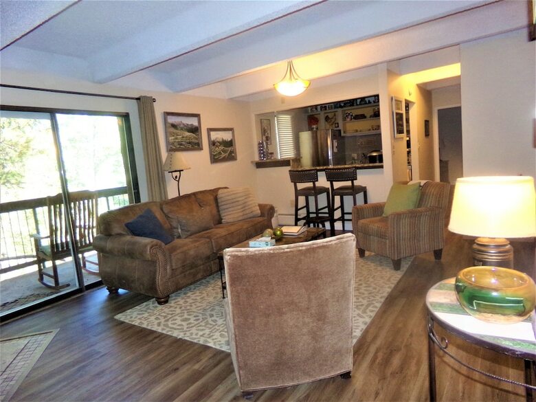 Ten Mile Island 2 Bed Plus Den