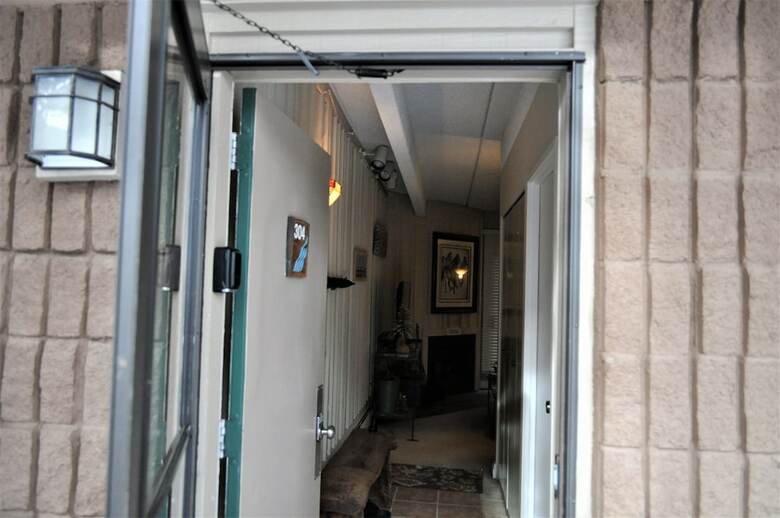 Ten Mile Island 2 Bed Plus Den