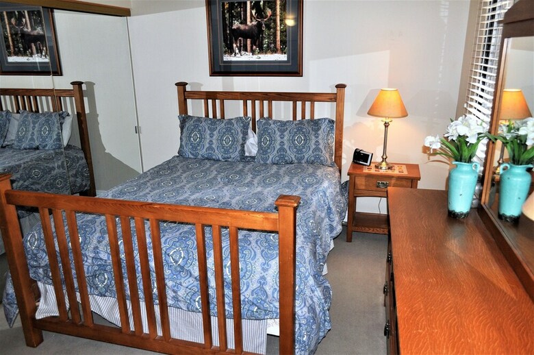 Ten Mile Island 2 Bed Plus Den