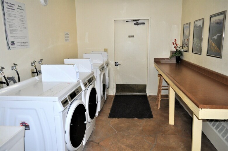 Ten Mile Island 2 Bed Plus Den