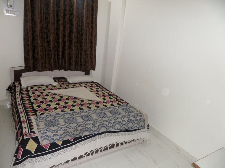 Hotel Royal Lodging