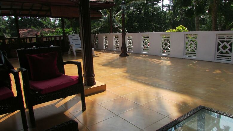 Hotel Sankarest Villa