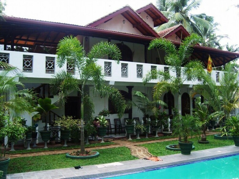 Hotel Sankarest Villa