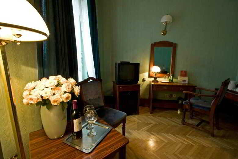 Hotel Francuski