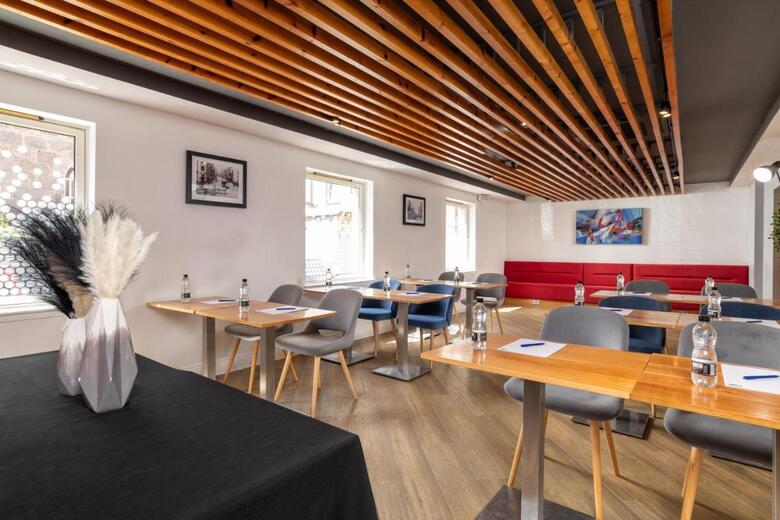 Hotel Express By Holiday Inn Aberdeen City Centre