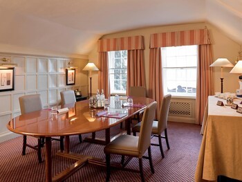 Mercure White Horse Hotel