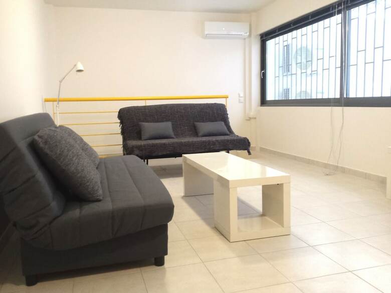 Elvita Apartments