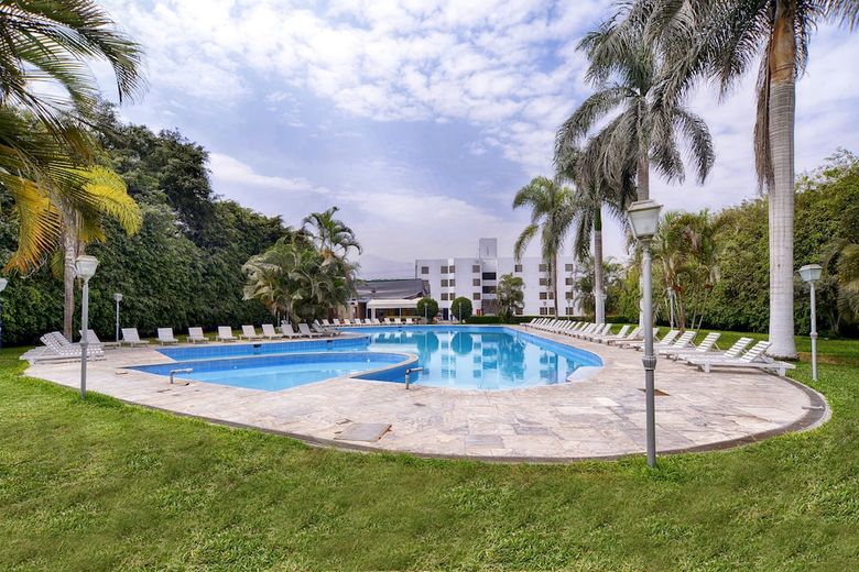 Hotel Hacienda Lima Norte