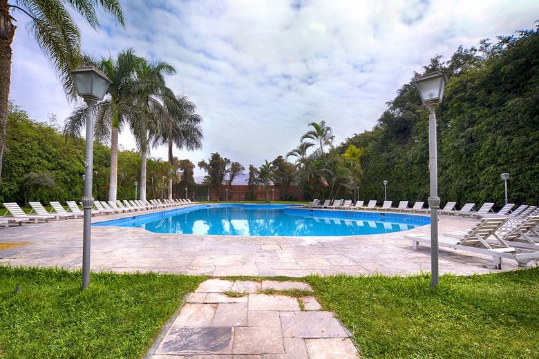 Hotel Hacienda Lima Norte