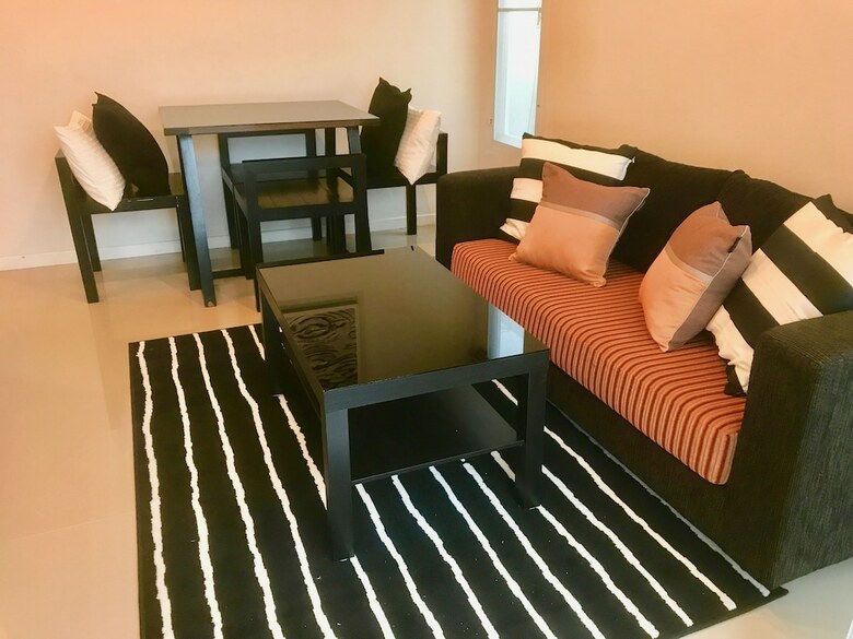 Villa 2 Bedroom Luxury House Near Beach