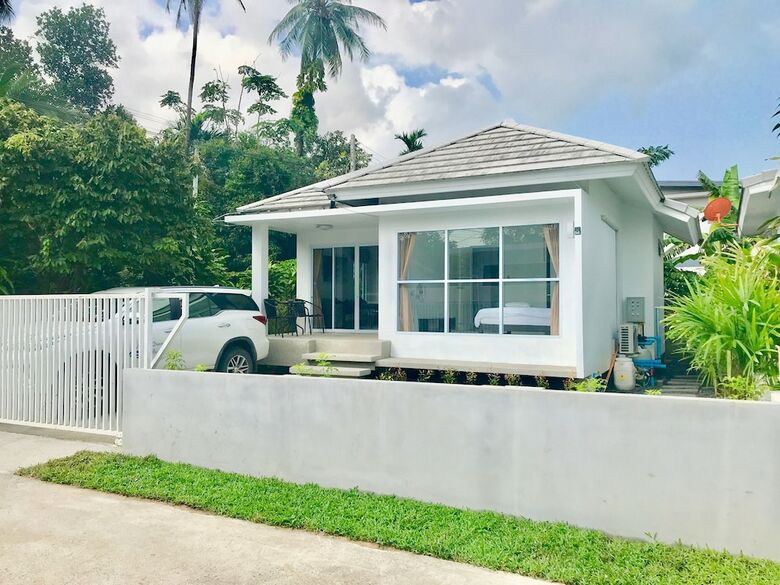 2 Bedroom Pool Villa Walk To Beach
