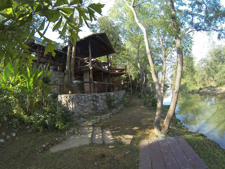 Hotel Riverside Homestay
