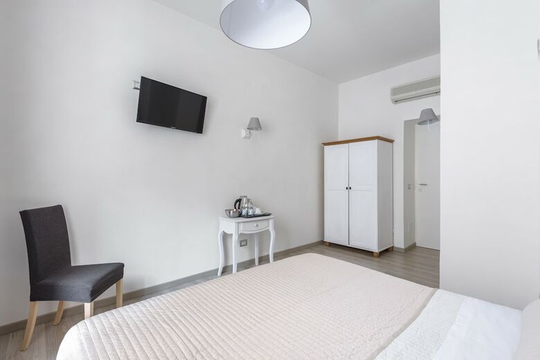 Hotel Angolo Di Roma