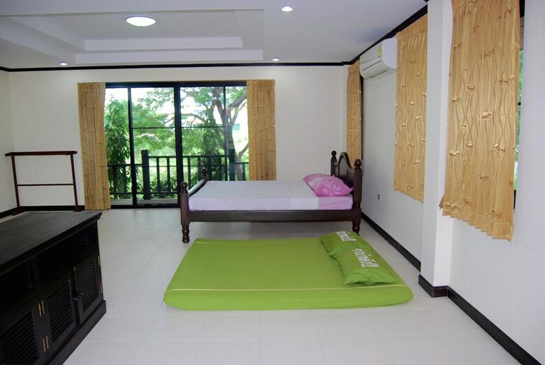 Hotel Primrose Place